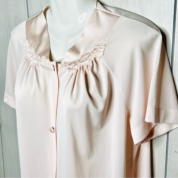 Vintage Vanity Fair Pink Silky Pajama 3 Pc Set  Robe Top Pants EXC - Picture 8 of 12